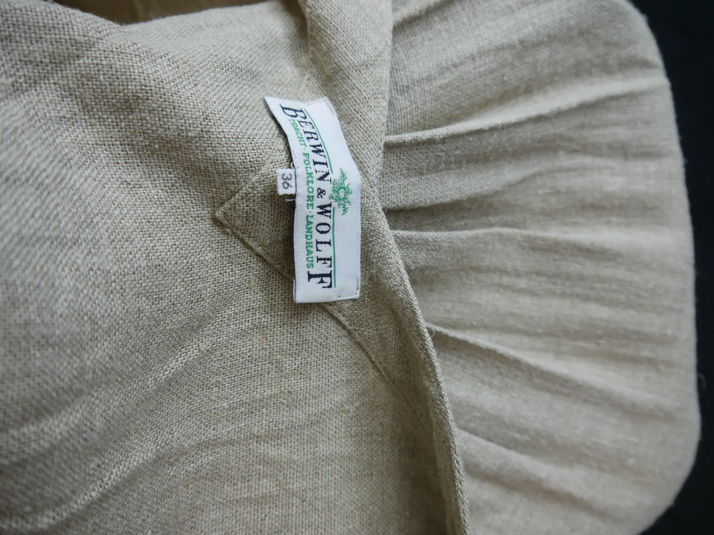 Berwin & Wolff beige mit Hirschhornknopf süß Landhaus Kleid Trachtenkleid Gr.36