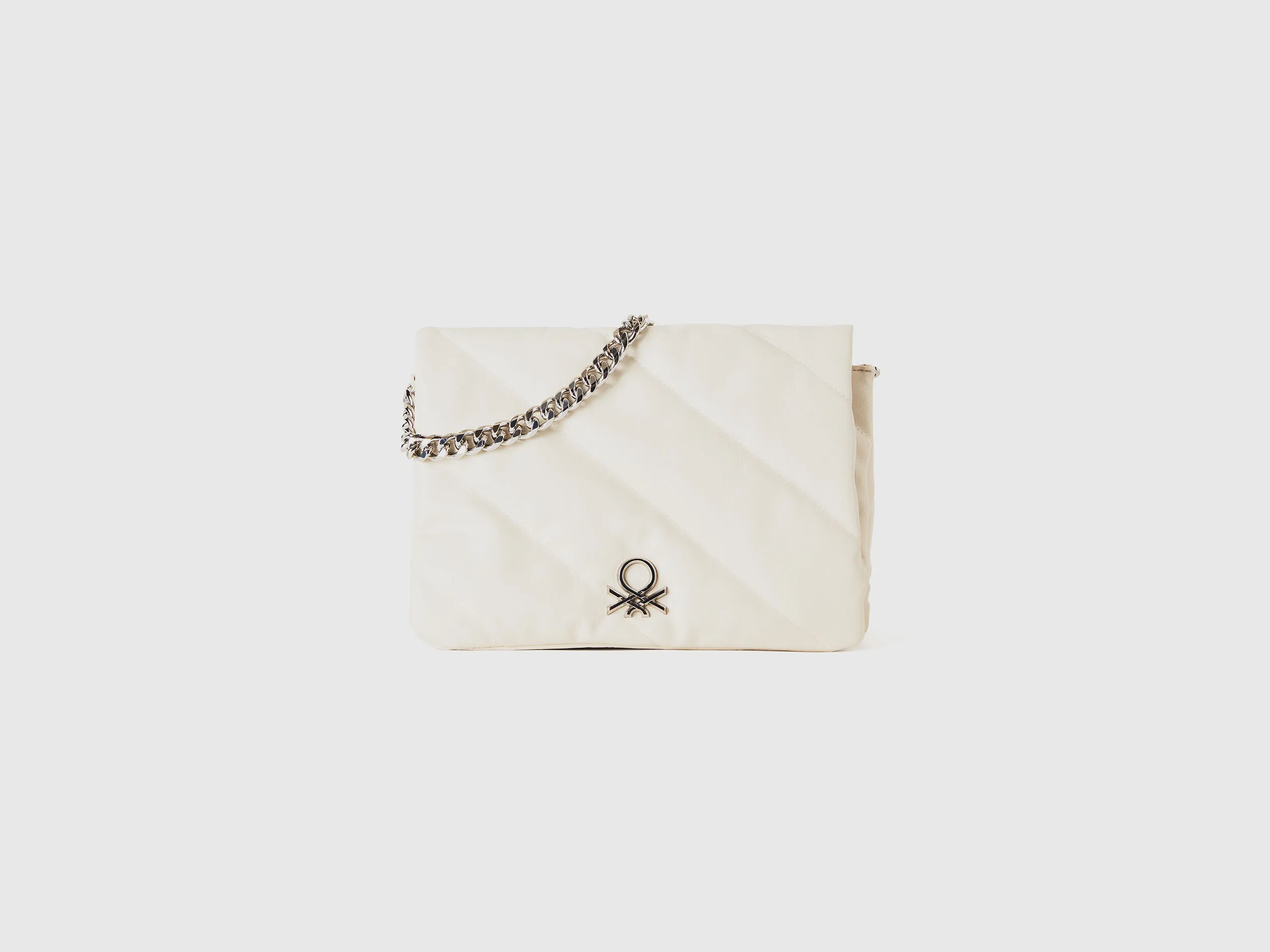 Mittelgroße Tasche mit Schulterkette
